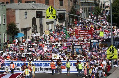 Marcha por los derechos de los inmigrantes en EE UU en Los &Aacute;ngeles