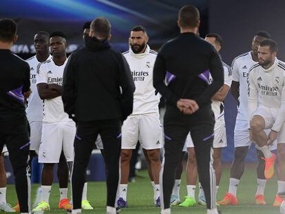 Vinicius, Benzema y el resto jugadores del Real Madrid se preparan para la final de este miércoles.