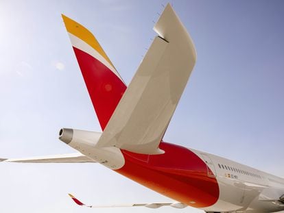 La cola de uno de los A350 de Iberia.