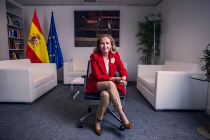 Nadia Calviño, en su despacho en la sede del Ministerio de Asuntos Económicos.
