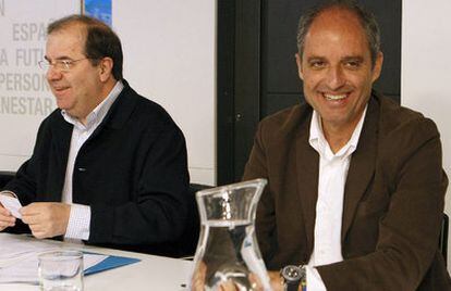 Juan Vicente Herrera y Francisco Camps, en la reunión.