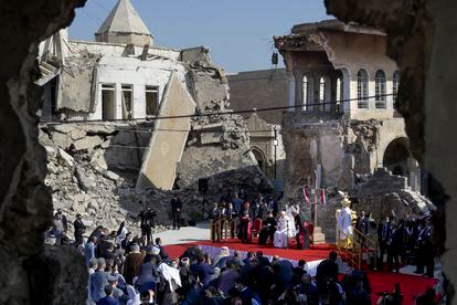 El Papa ha presidido la oración en medio de las ruinas de la ciudad de Mosul.