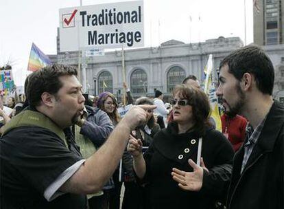 Comienzan las audiencias para escuchar los alegatos sobre la 'Proposición 8', aprobada por el voto popular en noviembre de 2008.