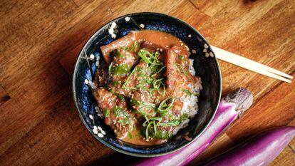 Berenjenas en adobo, una receta china filipina