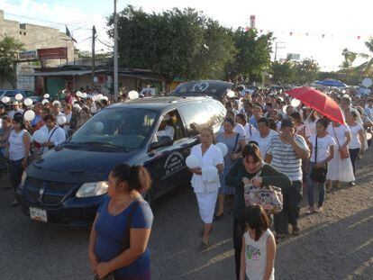Funeral por el sacerdote asesinado en Ciudad Altamirano, M&eacute;xico