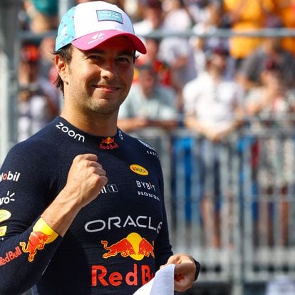 MIAMI, FLORIDA - MAY 06: Pole position qualifier Sergio Perez of Mexico and Oracle Red Bull Racing celebrates in parc ferme during qualifying ahead of the F1 Grand Prix of Miami at Miami International Autodrome on May 06, 2023 in Miami, Florida.   Mark Thompson/Getty Images/AFP (Photo by Mark Thompson / GETTY IMAGES NORTH AMERICA / Getty Images via AFP)