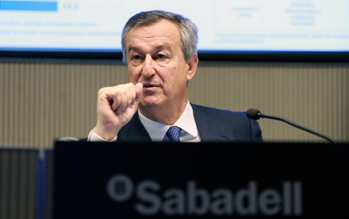 Sabadell bate su récord de beneficios: ganó 1.332 millones en 2023 y eleva un 50% el dividendo | Empresas