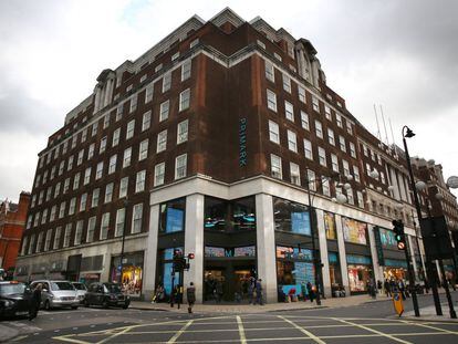 Edificio de Oxford Street (Londres), que alberga una tienda de Primark, adquirido por Pontegadea en 2015.