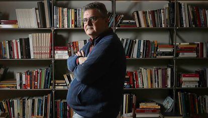 Sergi Pàmies, és un autor ja consolidat, i un tastaolletes ben visible en el terreny mediàtic.