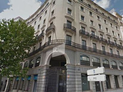 Imagen del edificio de la Plaza de la Independencia 6 de Madrid, en una vista de Google Street View