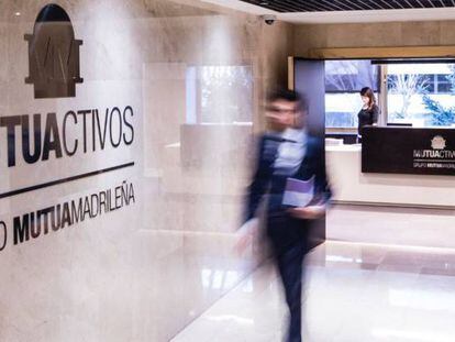 Entrada a las oficinas de Mutuactivos, en la sede de Mutua Madrileña.