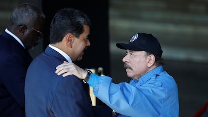 Los presidentes de Venezuela, Nicolás Maduro, y de Nicaragua, Daniel Ortega, durante una reunión en La Habana, este viernes.