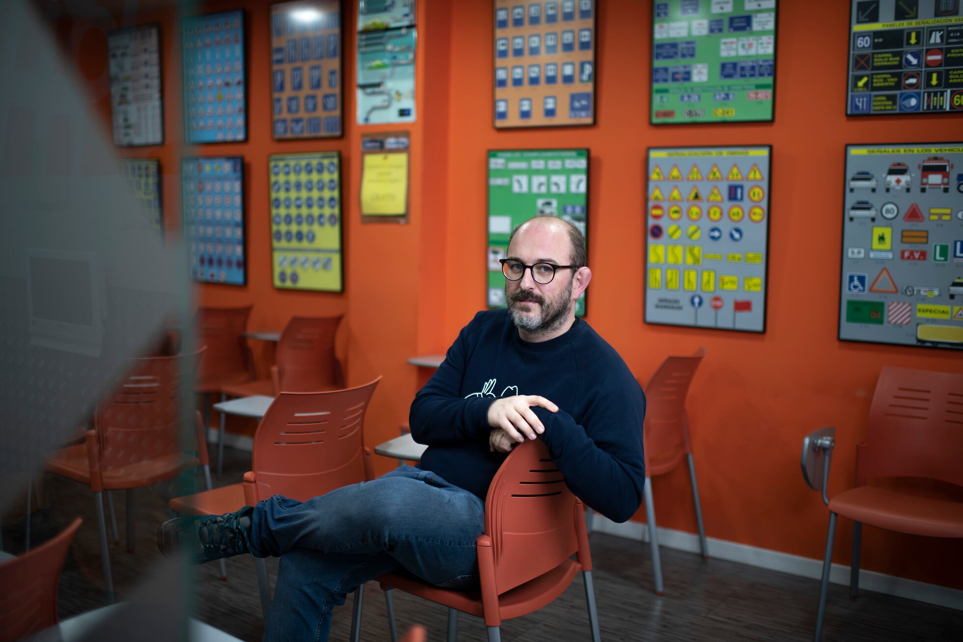 Borja Cobeaga: “Tardé más en sacarme el carné que en hacer esta serie ...