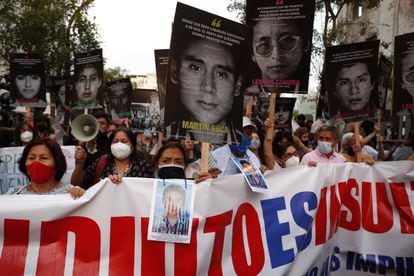Relatives of victims who disappeared during the Government of Alberto Fujimori demonstrate against the ruling of the Constitutional Court.