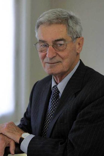 El economista Robert Lucas, premio Nobel de Economía de 1995.