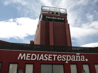 Mediaset compra un 5,5% de ProsiebenSat.1 a través de la filial española