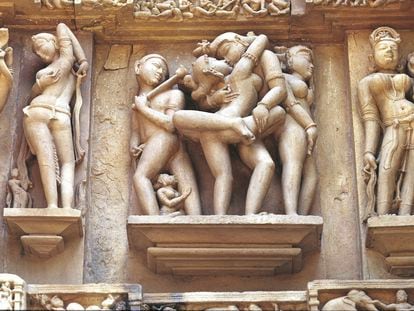 Esculturas eróticas de los templos de Khajuraho (India).