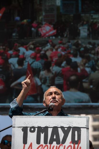 “Las reivindicaciones no han hecho más que empezar”, han advertido los secretarios generales de UGT y CC OO. “Si no hay acuerdo [de negociación colectiva], la conflictividad en nuestro país está servida”, ha dicho Pepe Álvarez al cierre de la manifestación.