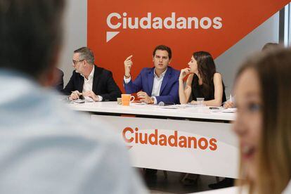 Jos&eacute; Manuel Villegas, Albert Rivera e In&eacute;s Arrimadas, en la Ejecutiva de Ciudadanos.