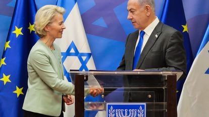 La presidenta de la Comisión Europea, Ursula von der Leyen, saludaba al primer ministro israelí, Benjamín Netanyahu, el pasado octubre en Tel Aviv.