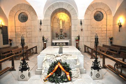 Cripta del Alcázar de Toledo donde están enterrados Milans del Bosch y Moscardó.