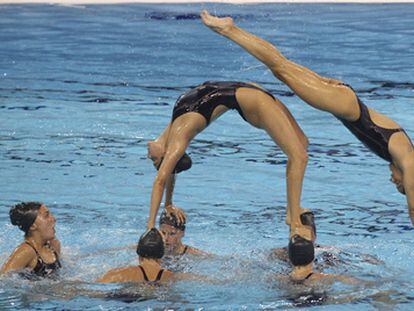 Las integrantes del equipo español de natación artística, durante un entrenamiento en el Mundial de 2019.