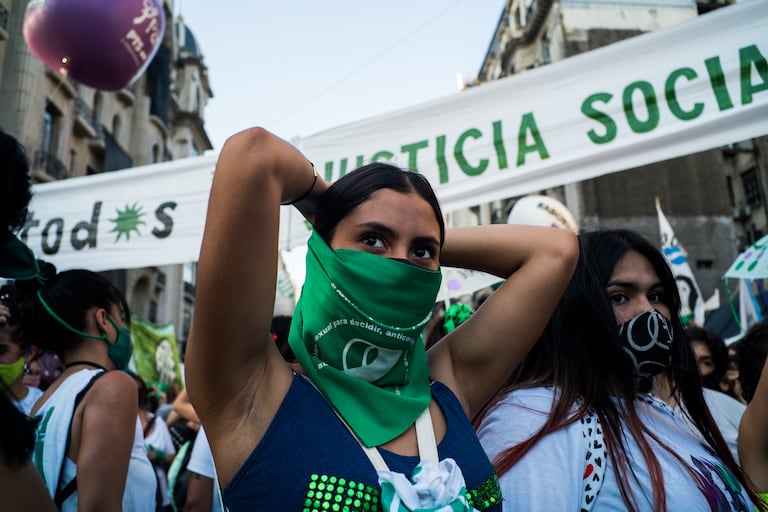 A woman during the demonstration in favor of the legalization of abortion in Argentina, on December 29 in Buenos Aires.