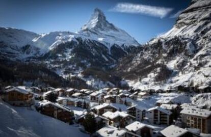 El perfil del Matterhorn visto desde Zermatt (Suiza).