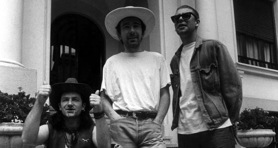 Bono, Clayton y The Edge, componentes de U2, en Madrid.