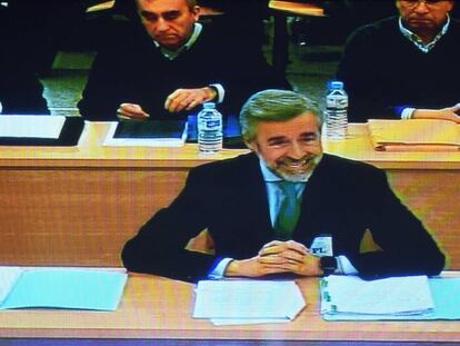 Captura de televisión de la Audiencia Nacional, del exministro del Interior y expresidente de la Comisión de Auditoría Bankia , Miguel Ángel Acebes