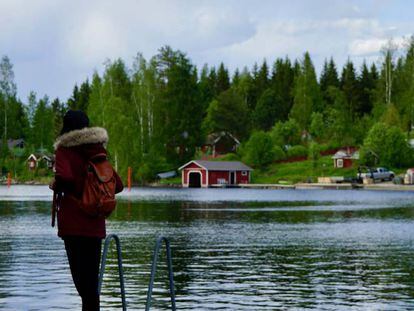 Oravi es uno de los pueblos de la ribera del lago Saimaa, el más grande del país y cuarto de Europa.