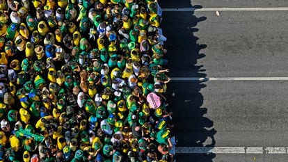 Una aglomeración de seguidores del actual presidente, Jair Bolsonaro, durante los festejos por el día de la independencia, el 7 de septiembre en Sao Paolo (Brasil).