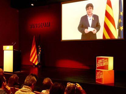 Carles Puigdemont, per videoconferència, al final de la reunió de treball de candidats i diputats de Junts per Catalunya, el dissabte.