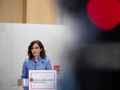 La presidenta de la Comunidad de Madrid, Isabel Díaz Ayuso, el pasado viernes en Navalcarnero.