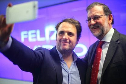 José Antonio Ramos, en un 'selfie', junto al expresidente Mariano Rajoy.