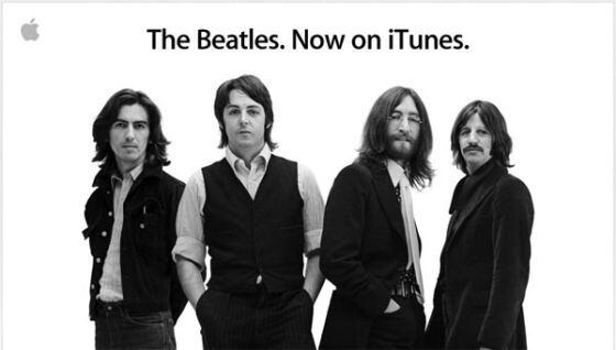 Foto promocional de Apple del 'fichaje' de los Beatles por iTunes.