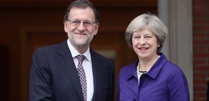 Mariano Rajoy y Theresa May en octubre de 2016 en La Moncloa.