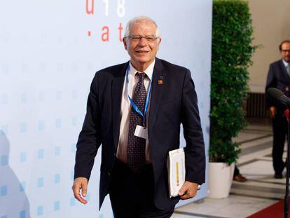 El ministro de Exteriores español, Josep Borrell, en la reunión informal de los ministros de Asuntos Exteriores de la UE en Viena este viernes.