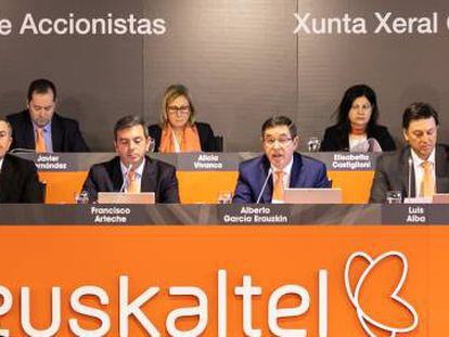 Imagen de la anterior junta de Euskaltel, celebrada el pasado 1 de abril.