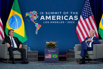 President Bolsonaro, on the left, and Joe Biden, on the right, during the bilateral meeting.