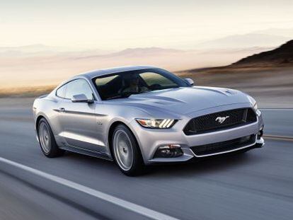 El nuevo Ford Mustang actualiza el diseño icónico del original, de 1964