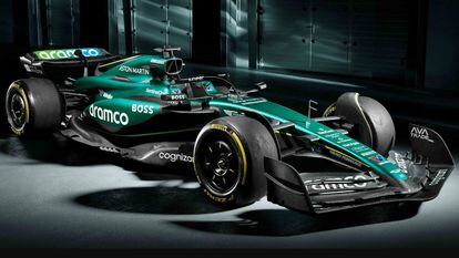 El equipo de F1 Aston Martin presenta el AMR24, el nuevo coche que conducirá Fernando Alonso.