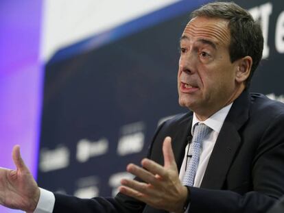 El CEO de CaixaBank, Gonzalo Gortázar, en XI Encuentro Financiero organizado por KPMG y Expansión.