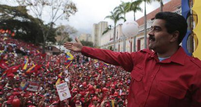 El presidente de Venezuela, Nicol&aacute;s Maduro, este martes durante una manifestaci&oacute;n en su apoyo.