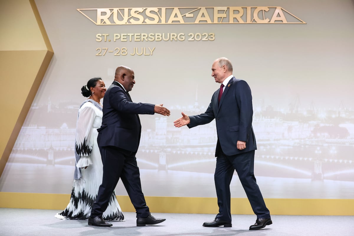 Putin anuncia acuerdos militares con 40 países africanos durante la cumbre en San Petersburgo | Internacional