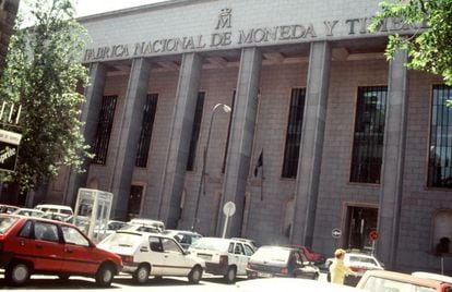 Fachada de la F&aacute;brica Nacional de Moneda y Timbre. EFE/Archivo