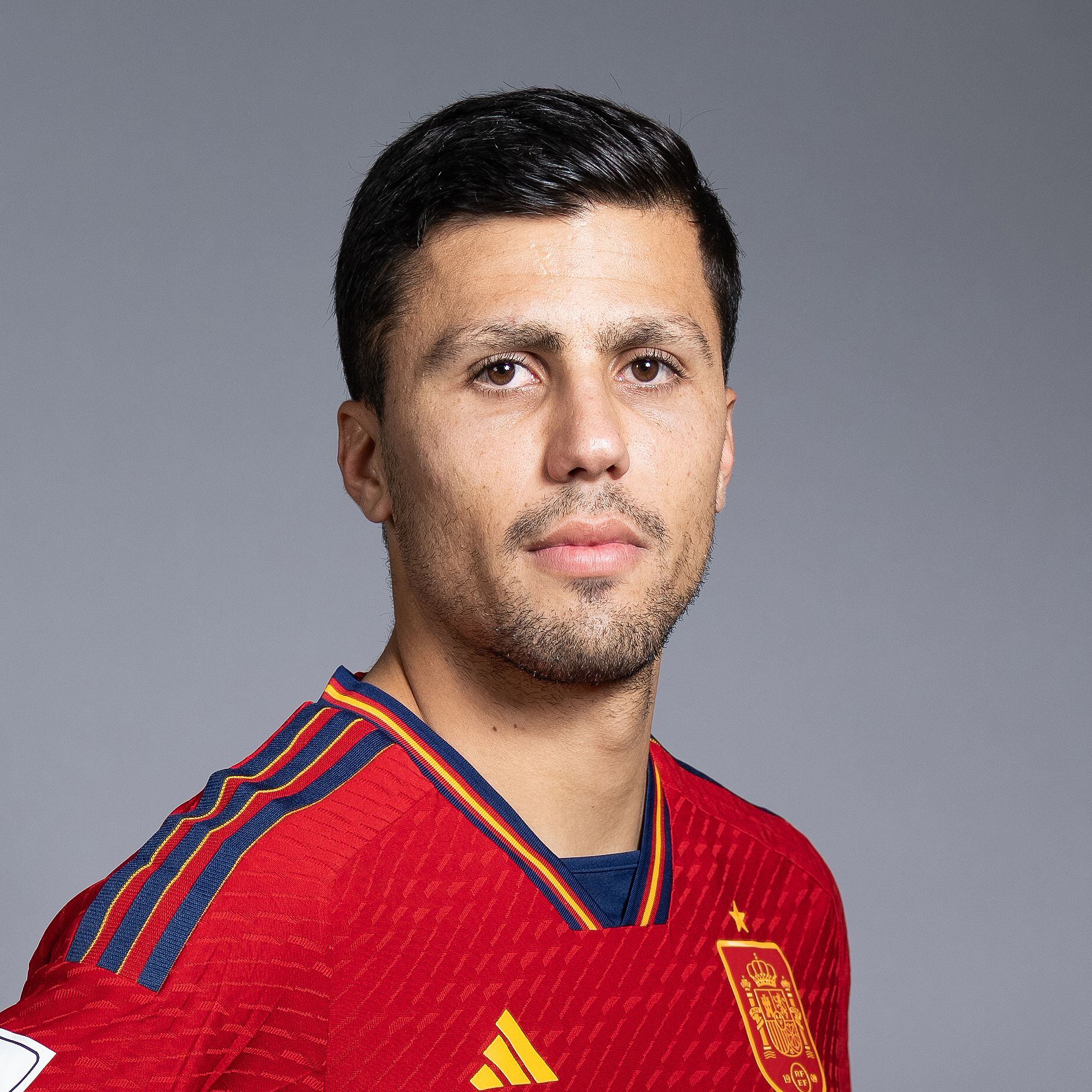 DOHA, QATAR - NOVEMBER 18: Rodri of Spain poses during the official FIFA World Cup Qatar 2022 portrait session on November 18, 2022 in Doha, Qatar. (Photo by Alex Caparros - FIFA/FIFA via Getty Images)