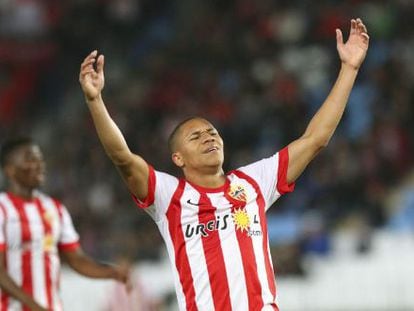 El delantero del Almería, Wellington, durante el partido contra el Rayo.