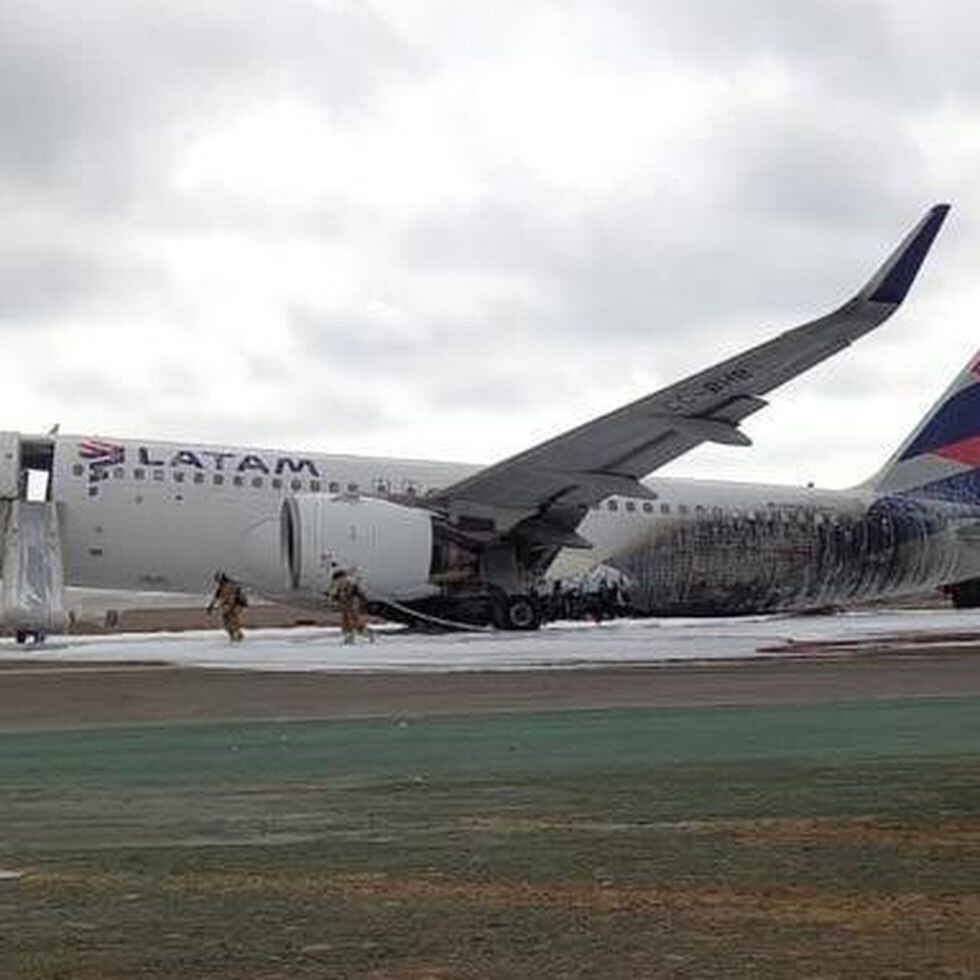 Un accidente de avi n en el aeropuerto de Lima Per El Pa s