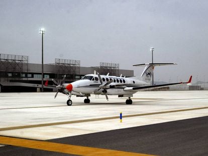 Una aeronave, en 2012, en el aeropuerto de Corvera en Murcia.